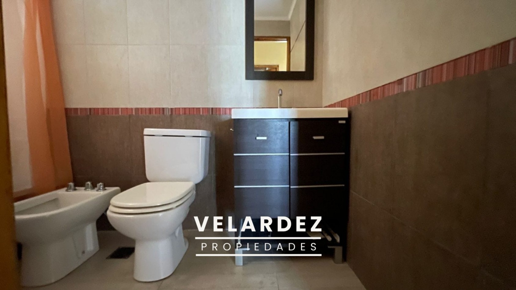 Casa en Venta en Pinamar - Barrio Nayades