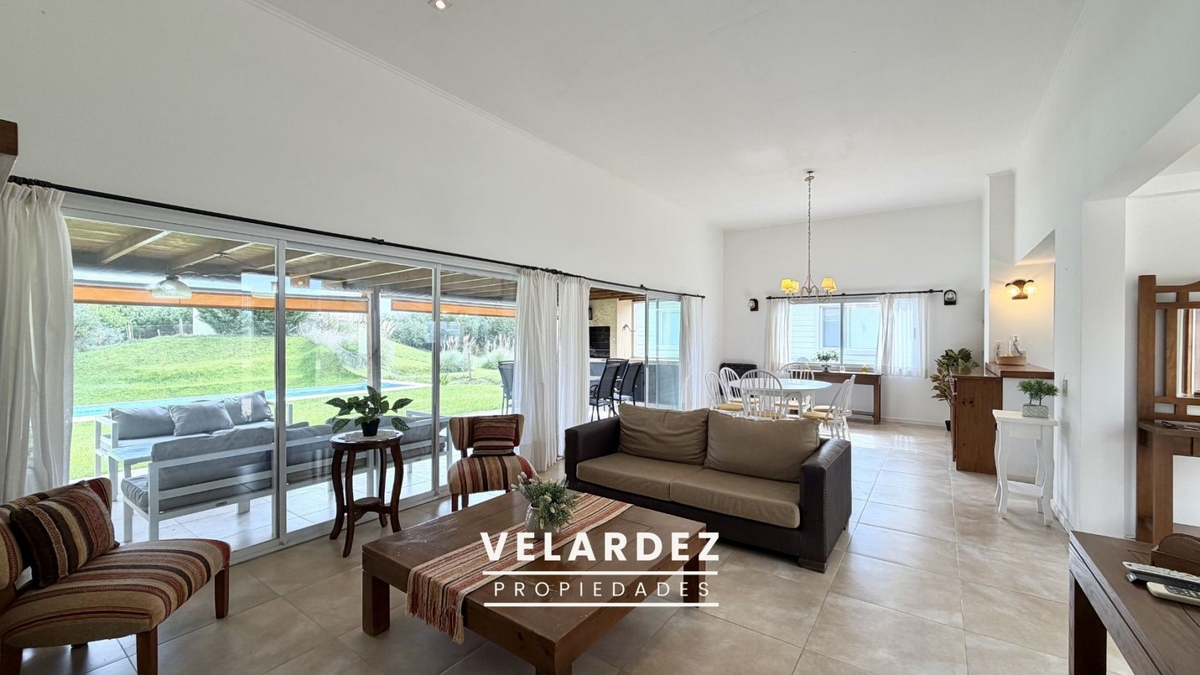Casa en Venta en Costa Esmeralda Gas Natural
