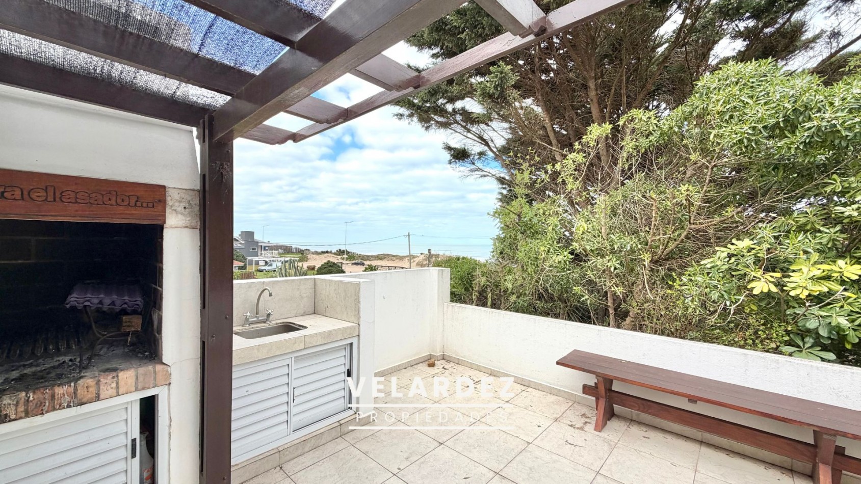 Casa para 6 personas en alquiler temporal - Pinamar Playa