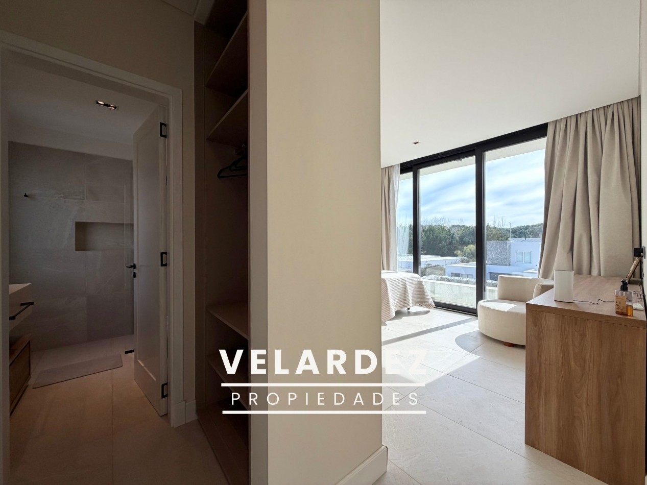 Casa en Venta en Costa Esmeralda con gas natural