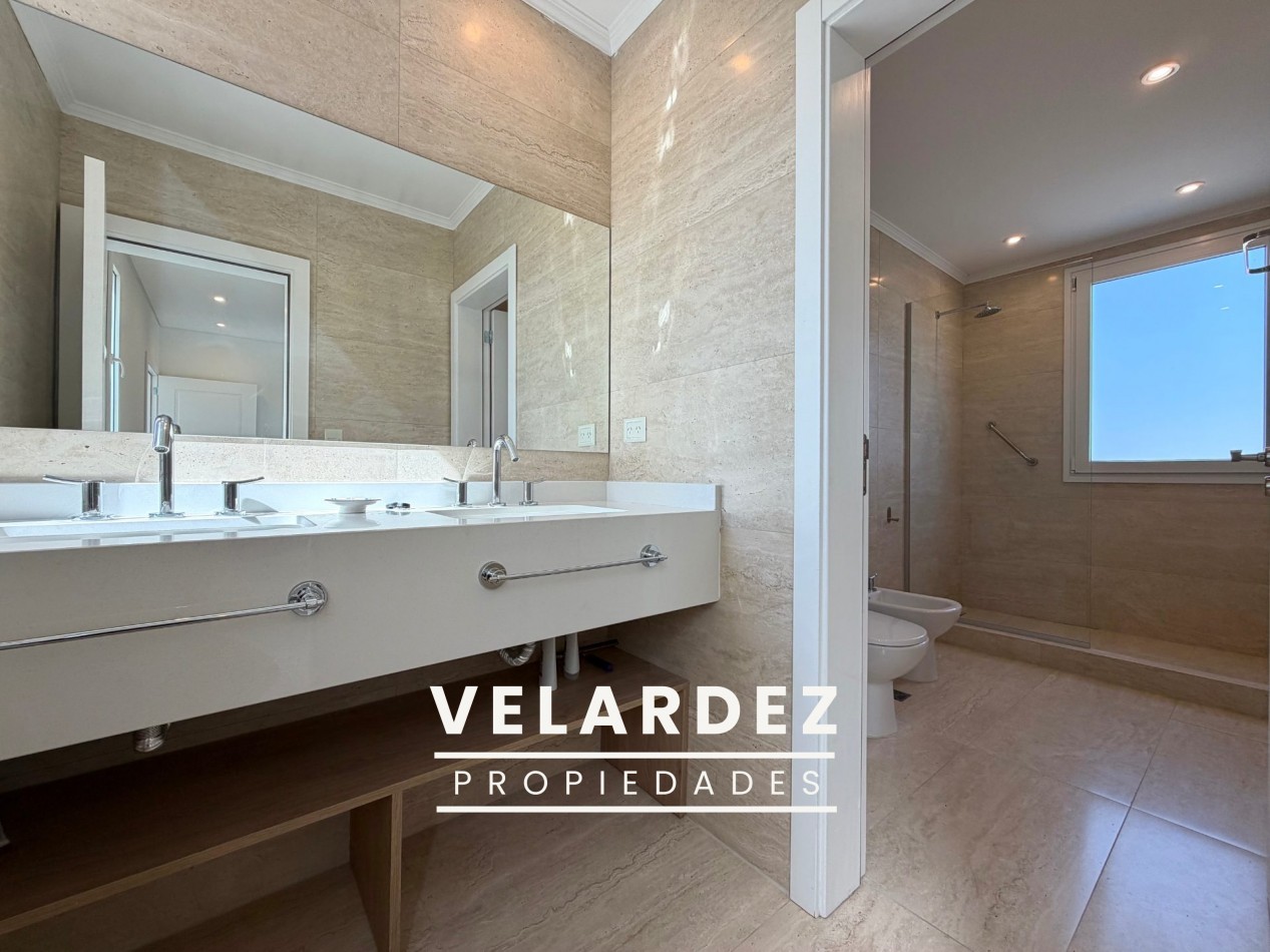 Casa en Venta en Costa Esmeralda