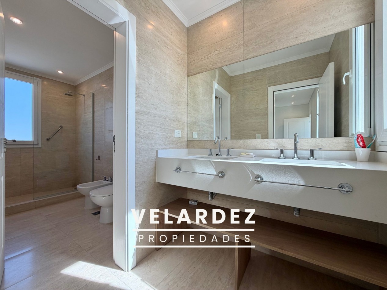 Casa en Venta en Costa Esmeralda