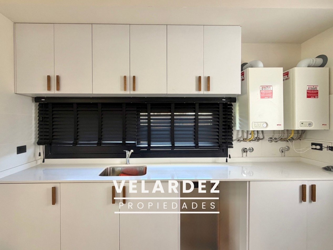 Casa en Venta en Costa Esmeralda con gas natural