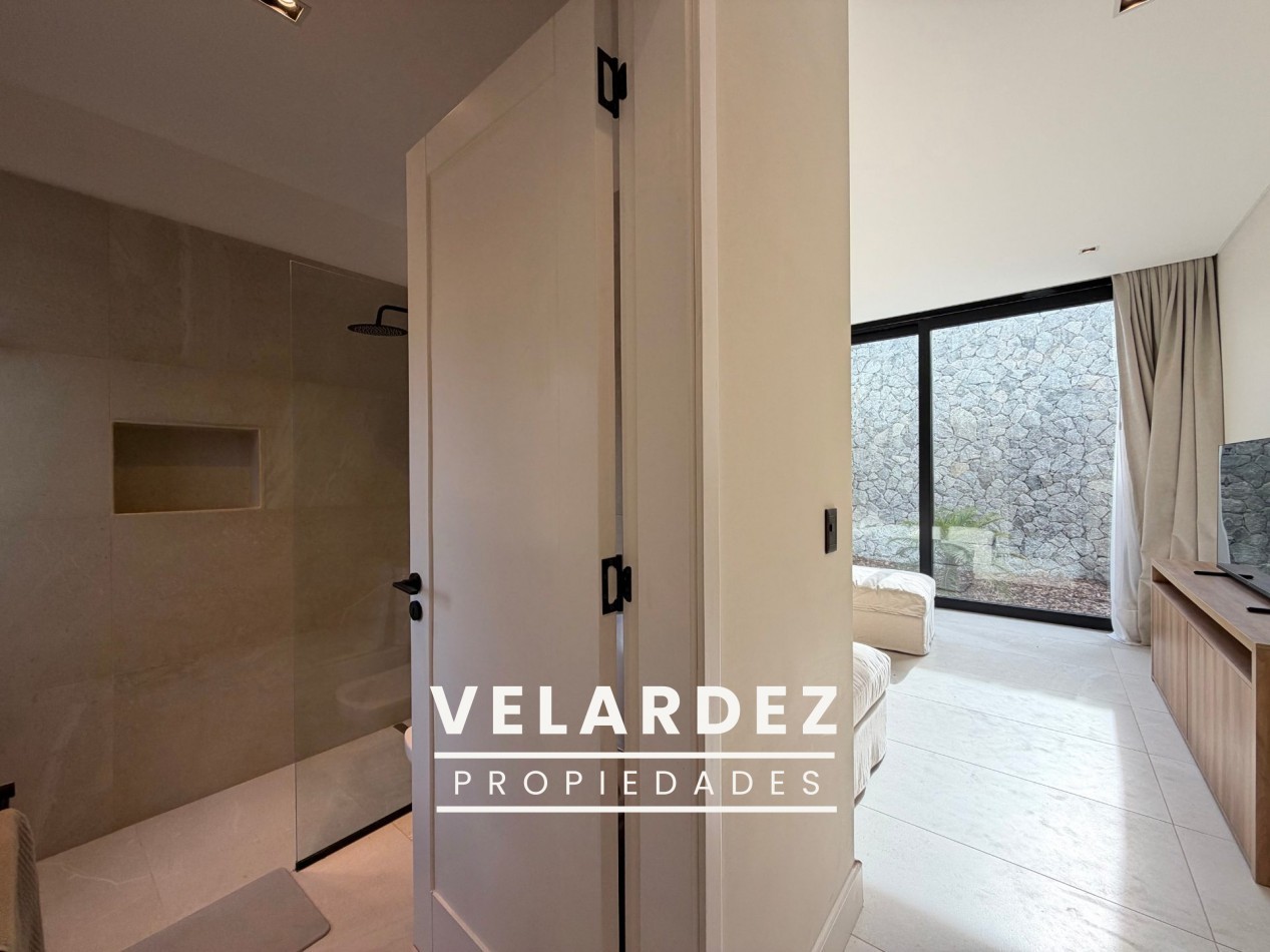 Casa en Venta en Costa Esmeralda con gas natural