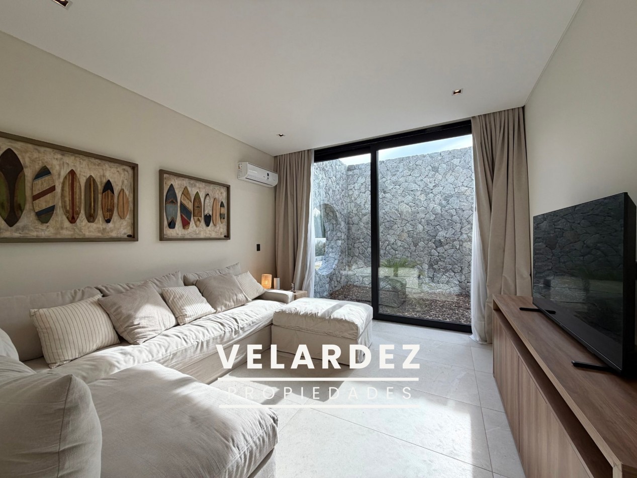 Casa en Venta en Costa Esmeralda con gas natural