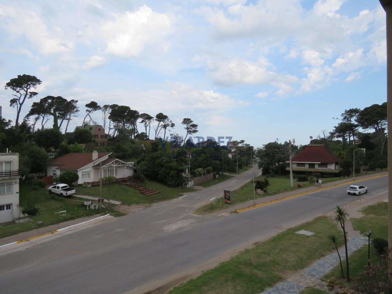 2 ambientes - Pinamar Centro - semana santa 2025