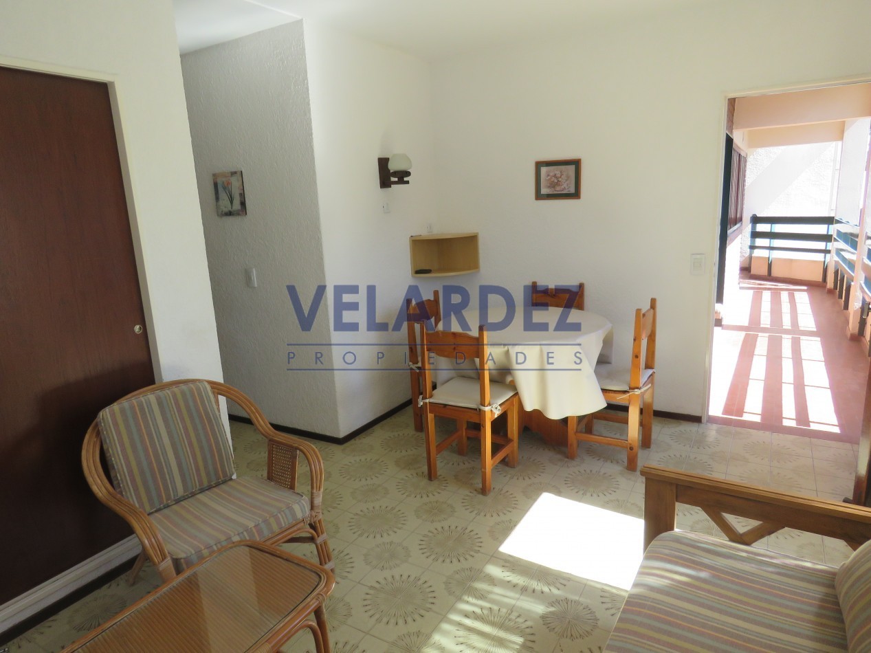 2 ambientes - zona hospital